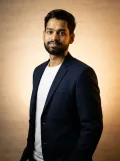 Akhilesh Y.